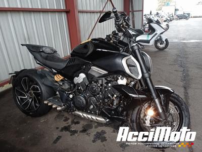 DUCATI DIAVEL 1200