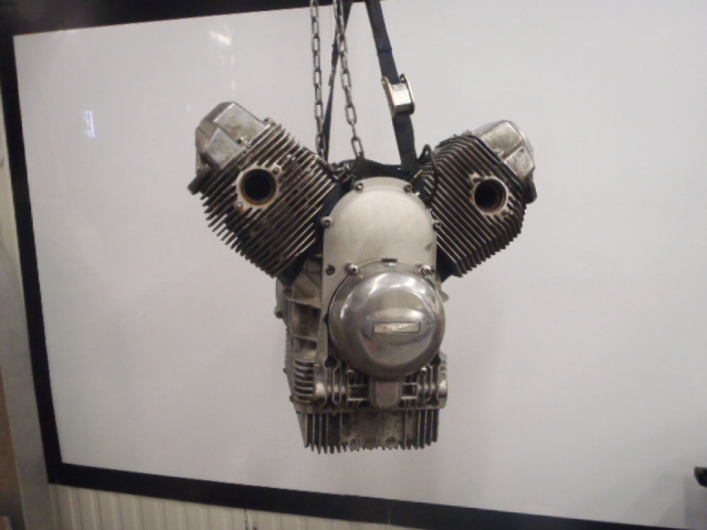 Pièce moteur MOTO GUZZI CALIFORNIA SPECIAL 1100 2000