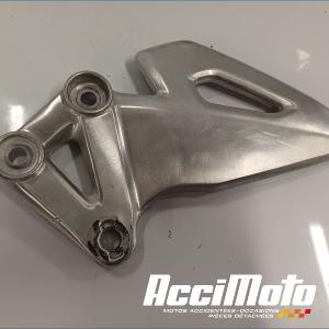 Platine repose-pied avant (gauche) SUZUKI GSXS 125