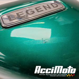 Cache sous selle (droit) TRIUMPH LEGEND TT 900