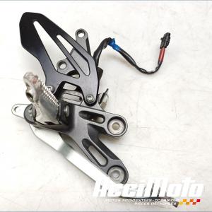 Platine repose-pied avant (droit) YAMAHA R7 YZF