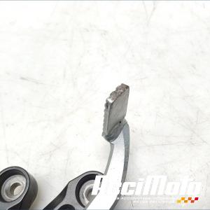 Platine repose-pied avant (droit) YAMAHA R7 YZF
