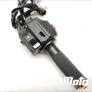 Commodo (droit) KTM 390 RC