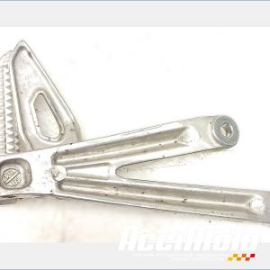 Platine repose-pied arrière (gauche) TRIUMPH DAYTONA 675