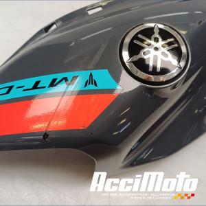 écope de réservoir (droit) YAMAHA MT-07