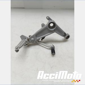 Platine repose-pied avant (droit) APRILIA RS 660