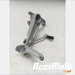 Platine repose-pied avant (droit) APRILIA RS 660
