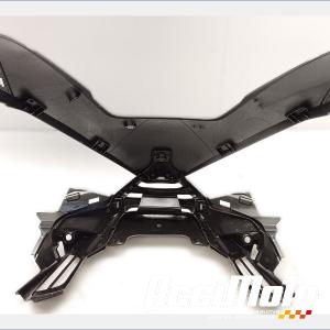 Entourage de phare HONDA NT 1100