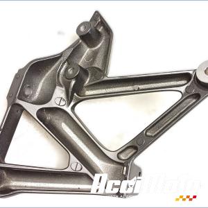 Platine repose-pied arrière (droit) HONDA NT 1100