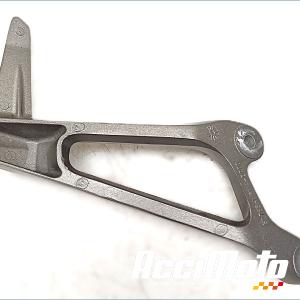 Platine repose-pied arrière (gauche) HONDA CB1000R