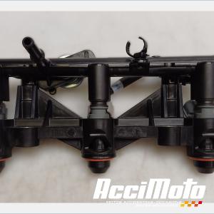 RAMPE INJECTION (BOITE A AIR) YAMAHA MT-09