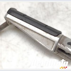 Repose-pied avant (droit) YAMAHA FZ6 N