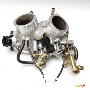 Rampe d'injection (moteur) APRILIA TUONO RSV1000