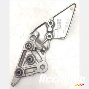 Platine repose-pied avant (droit) SUZUKI BANDIT GSF600S