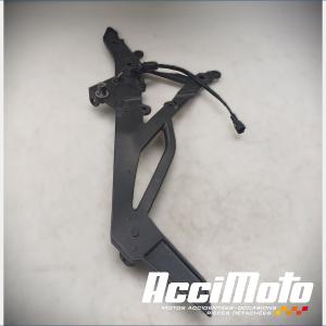 Platine repose-pieds (droit) KAWASAKI ER6 N
