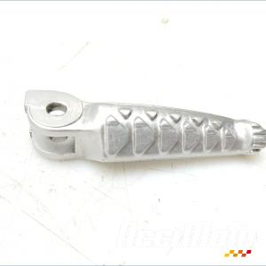 Repose-pied avant (droit) APRILIA RSV4