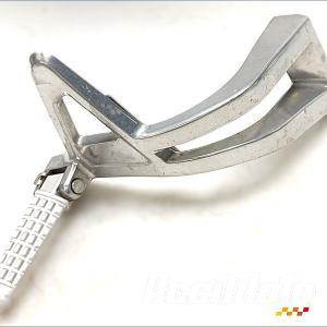 Platine repose-pied arrière (droit) TRIUMPH SPEED TRIPLE 1050 
