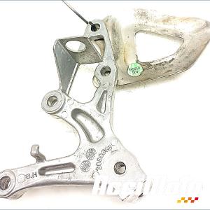 Platine repose-pied avant (droit) TRIUMPH SPEED TRIPLE 1050 