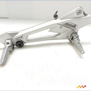 Platine repose-pieds (droit) KAWASAKI Z 800E