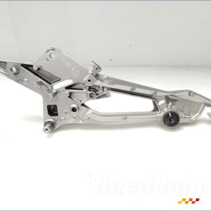 Platine repose-pieds (droit) KAWASAKI Z 800E