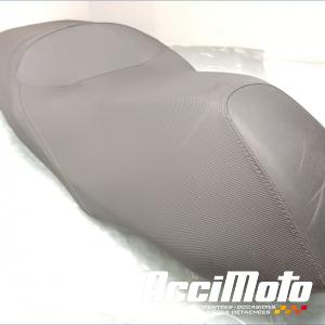 Selle (origine) YAMAHA TRICITY 300 