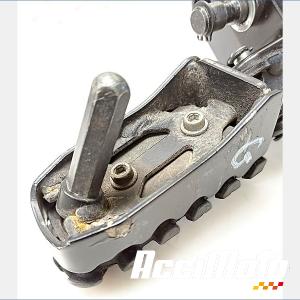 Platine repose-pied avant (gauche) SUZUKI V-STROM DL1050 DE