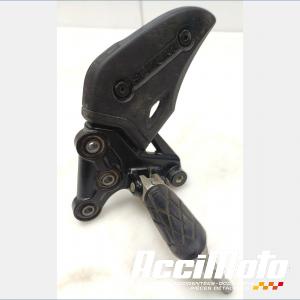 Platine repose-pied avant (gauche) SUZUKI GSXR 1340 HAYABUSA