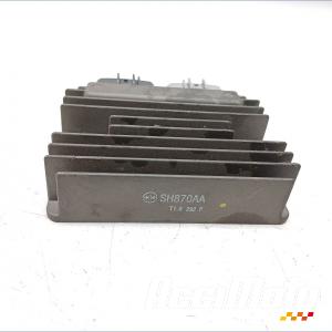 Régulateur de tension  PIAGGIO MP3 500 HPE