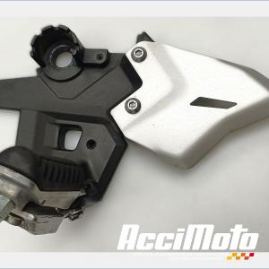 Platine repose-pied avant (gauche) KAWASAKI NINJA EX650