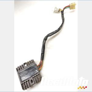 Régulateur de tension  HONDA CBR954