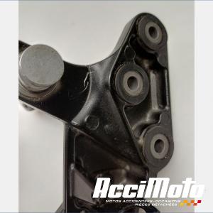 Platine repose-pied avant (droit) SUZUKI GSXS 750