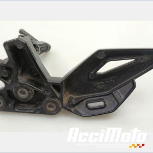 Platine repose-pied avant (gauche) SUZUKI GSXS 750