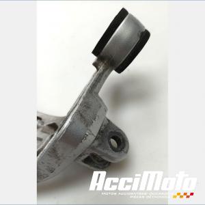 Platine repose-pied arrière (droit) SUZUKI BANDIT GSF650N