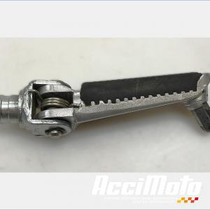 Repose-pied avant (droit) SUZUKI SV 650N