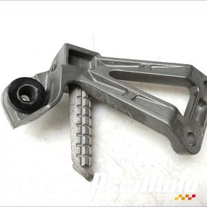 Platine repose-pied arrière (droit) KAWASAKI ZX6R