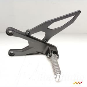 Platine repose-pied avant (gauche) YAMAHA R1 YZF1000