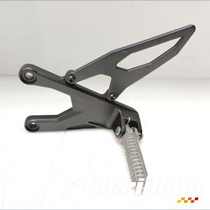 Platine repose-pied avant (gauche) YAMAHA R1 YZF1000