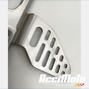 Platine repose-pied avant (gauche) YAMAHA R6 YZF600