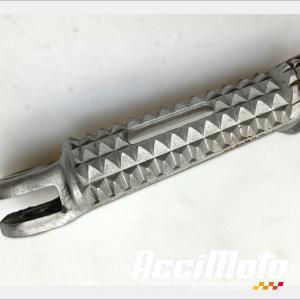 Repose-pied avant (droit) TRIUMPH SPEED TRIPLE 1050 R