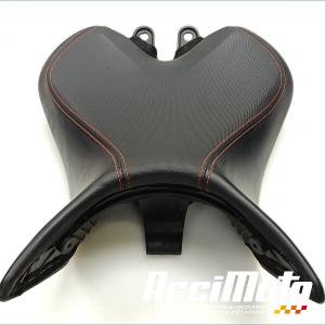 Selle pilote TRIUMPH SPEED TRIPLE 1050 R