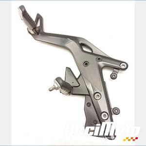 Platine repose-pieds (droit) KAWASAKI ER6 N