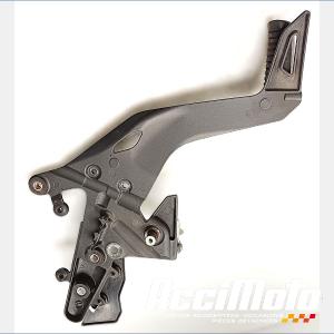 Platine repose-pieds (droit) KAWASAKI ER6 N