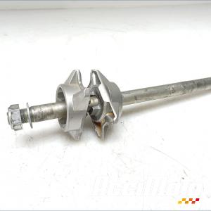 Axe de roue arrière YAMAHA MT-07