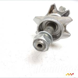 Axe de roue arrière YAMAHA MT-07