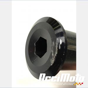 Axe de roue avant  KTM 1290 SUPERDUKE