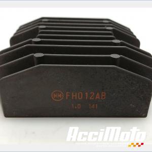 Régulateur de tension  TRIUMPH STREET TRIPLE 675 R