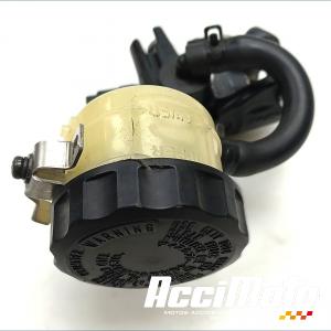 Maître cylindre de frein avant TRIUMPH STREET TRIPLE 675 R