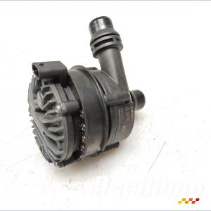 Pompe à eau  BMW CE04