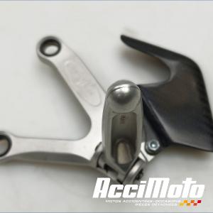 Platine repose-pied avant (gauche) MV AGUSTA BRUTALE 920