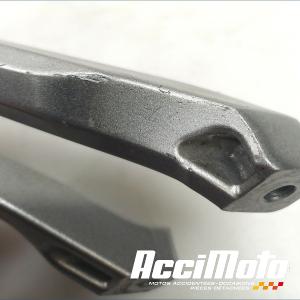 Platine repose-pied arrière (gauche) YAMAHA R1 YZF1000